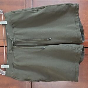 Lululemon Steady State Shorts, Size Large